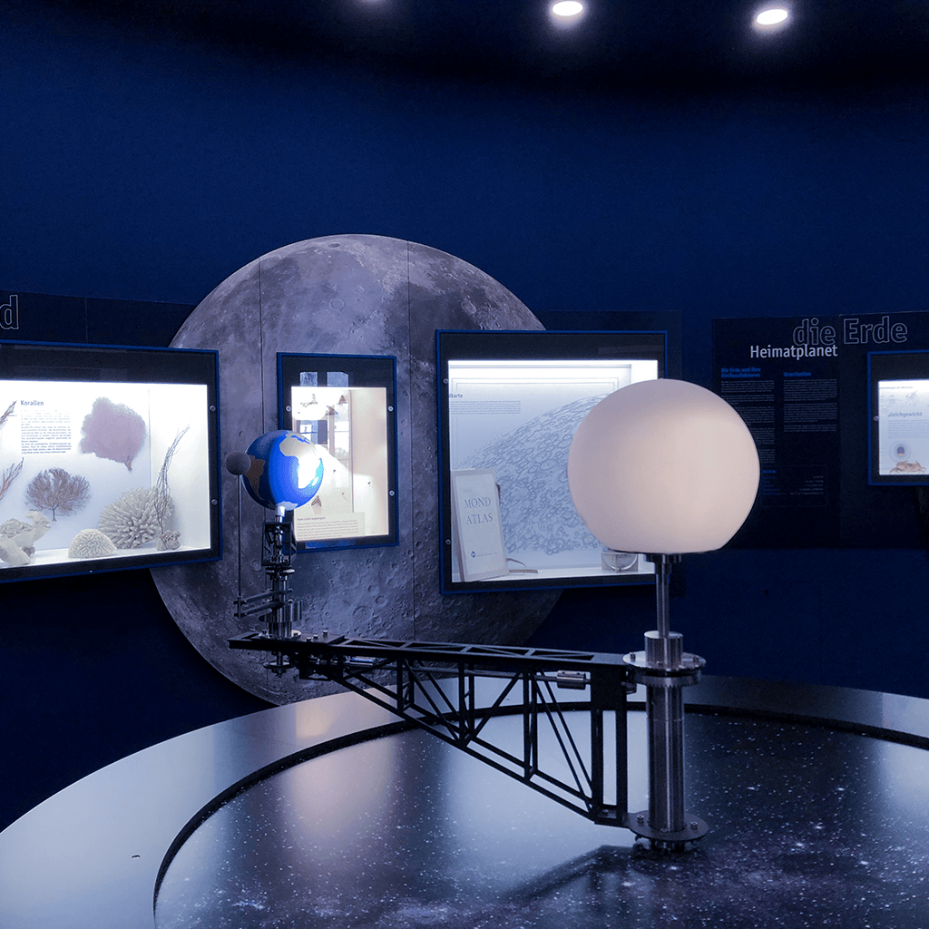 Ausstellungen